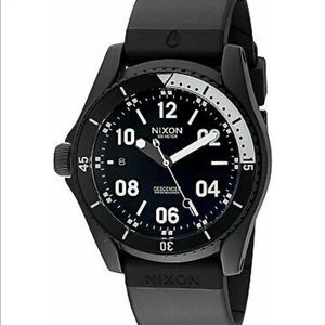 🏄🏻‍♀️Nixon Descender Sport Swiss Watch🌊